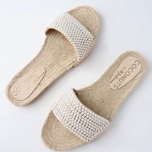 ☀️ SOLD ☀️ Coconuts by Matisse sandals